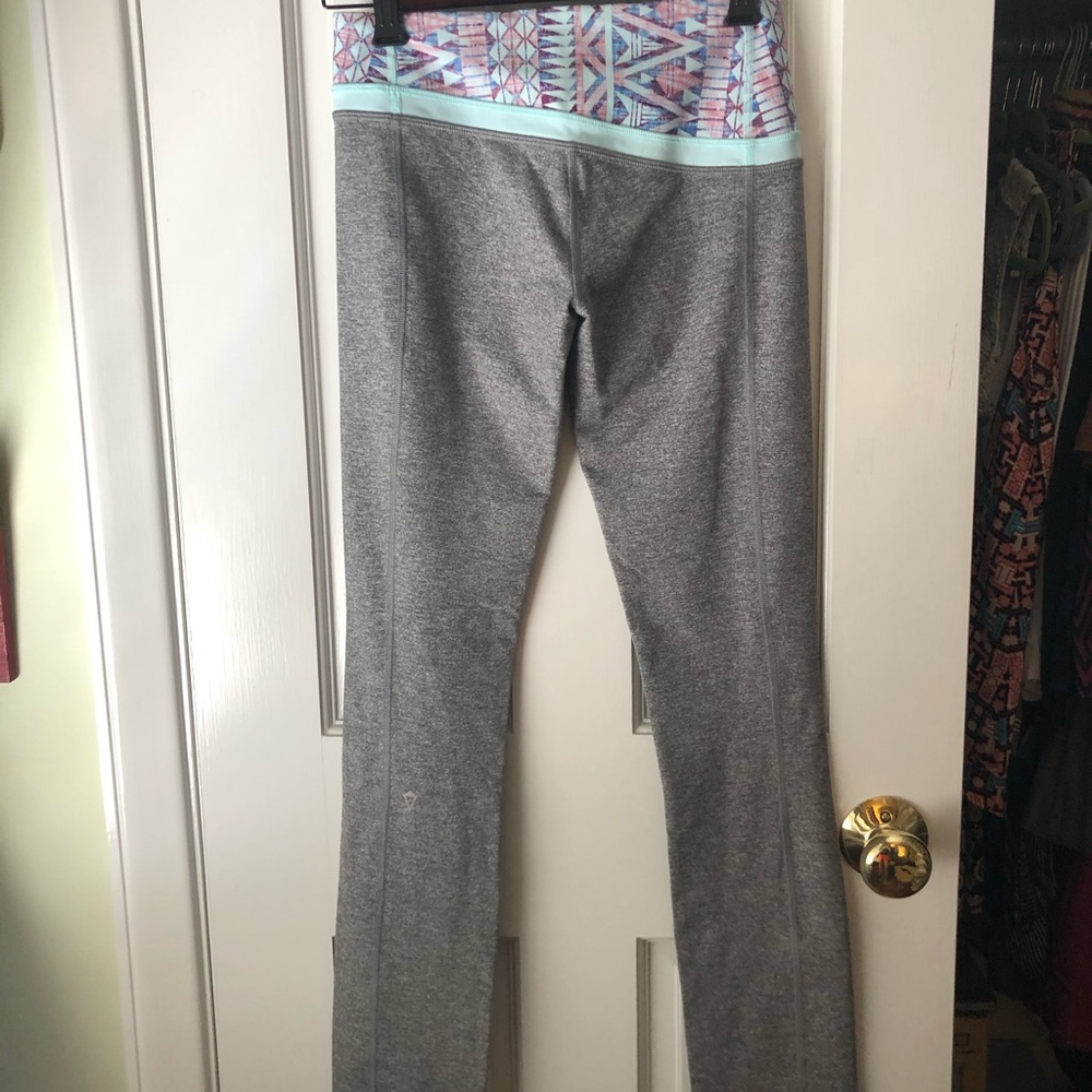 Ivivva Leggings